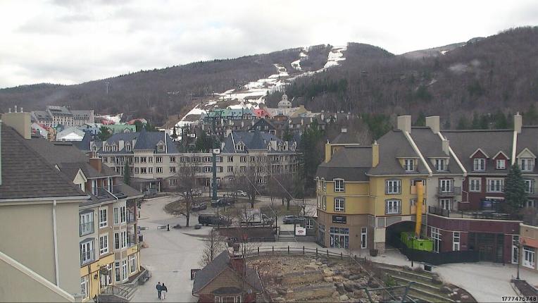 Webcam Tremblant: Place des Voyageurs