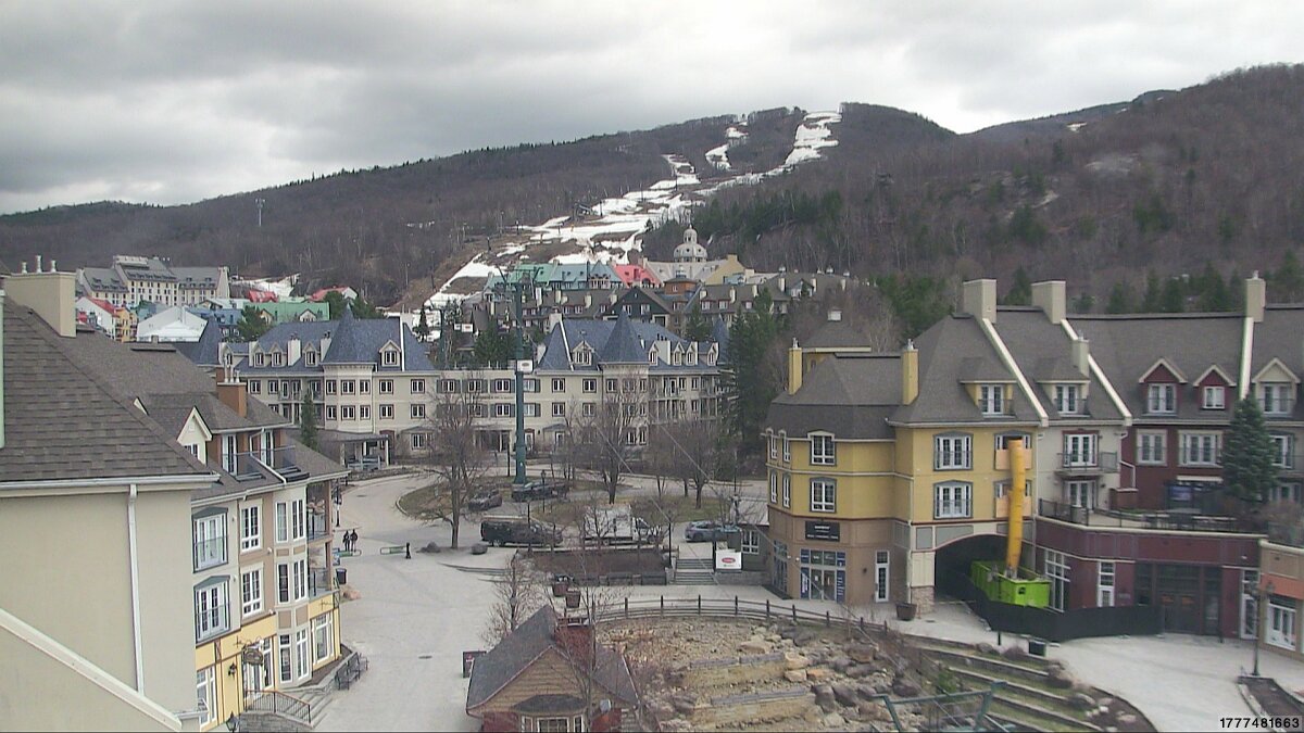 Webcam Tremblant: Place des Voyageurs