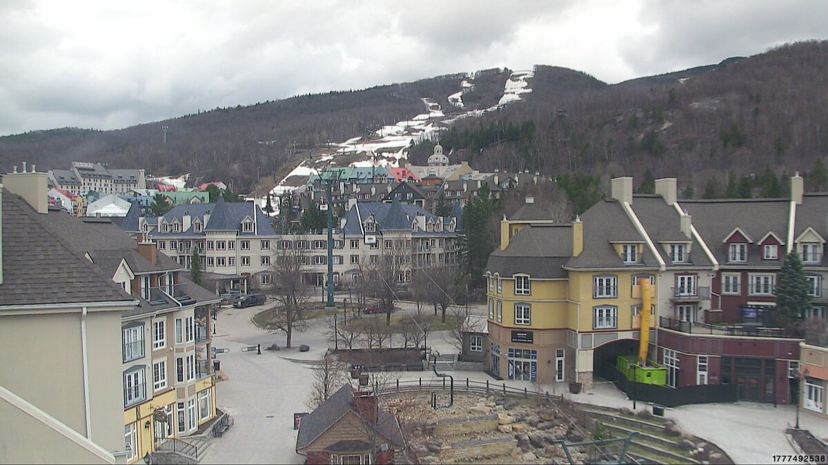 Webcam Tremblant: Place des Voyageurs