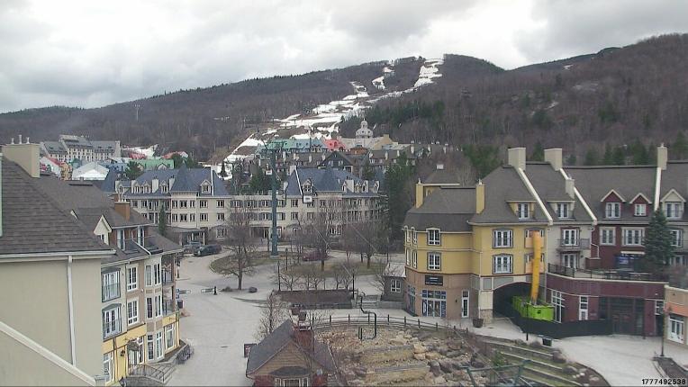 Webcam Tremblant: Place des Voyageurs