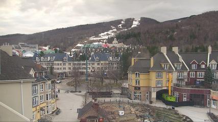 Tremblant: Place des Voyageurs (tremblant.ca)