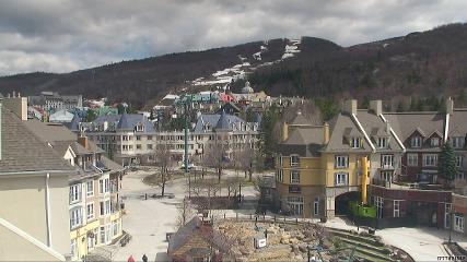 Tremblant: Place des Voyageurs (tremblant.ca)