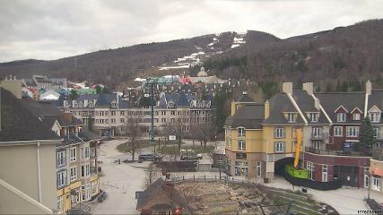 Tremblant: Place des Voyageurs (tremblant.ca)
