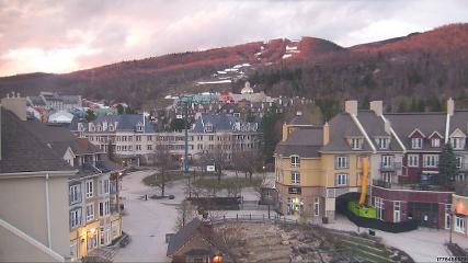 Tremblant: Place des Voyageurs (tremblant.ca)