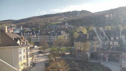 Tremblant: Place des Voyageurs (tremblant.ca)