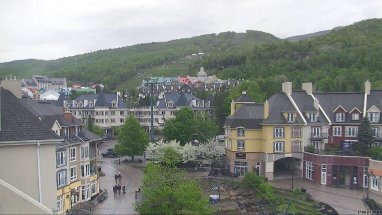 Webcam Tremblant: Place des Voyageurs