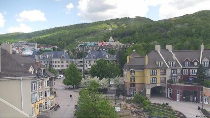 Tremblant: Place des Voyageurs (tremblant.ca)
