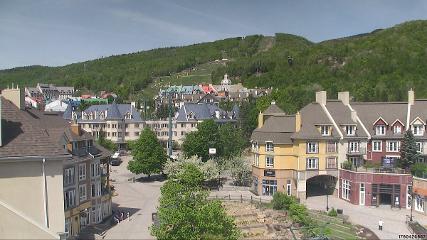 Tremblant: Place des Voyageurs (tremblant.ca)