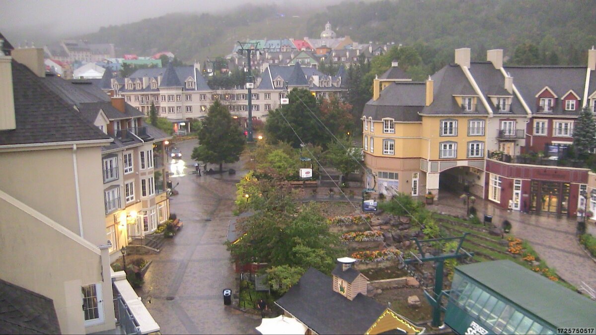 Webcam Tremblant: Place des Voyageurs