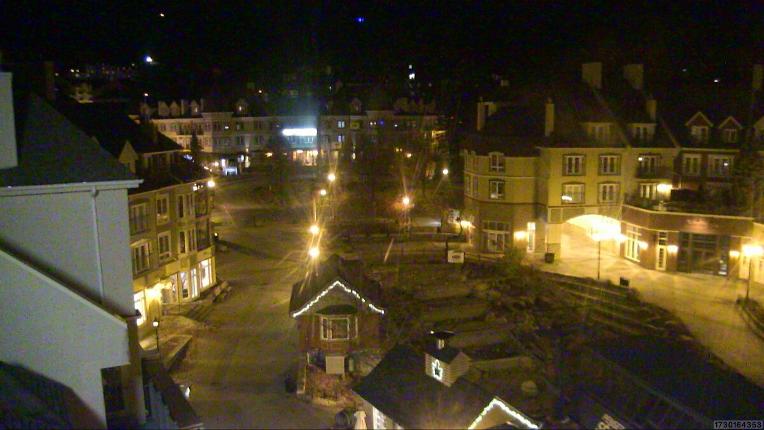 Webcam Tremblant: Place des Voyageurs