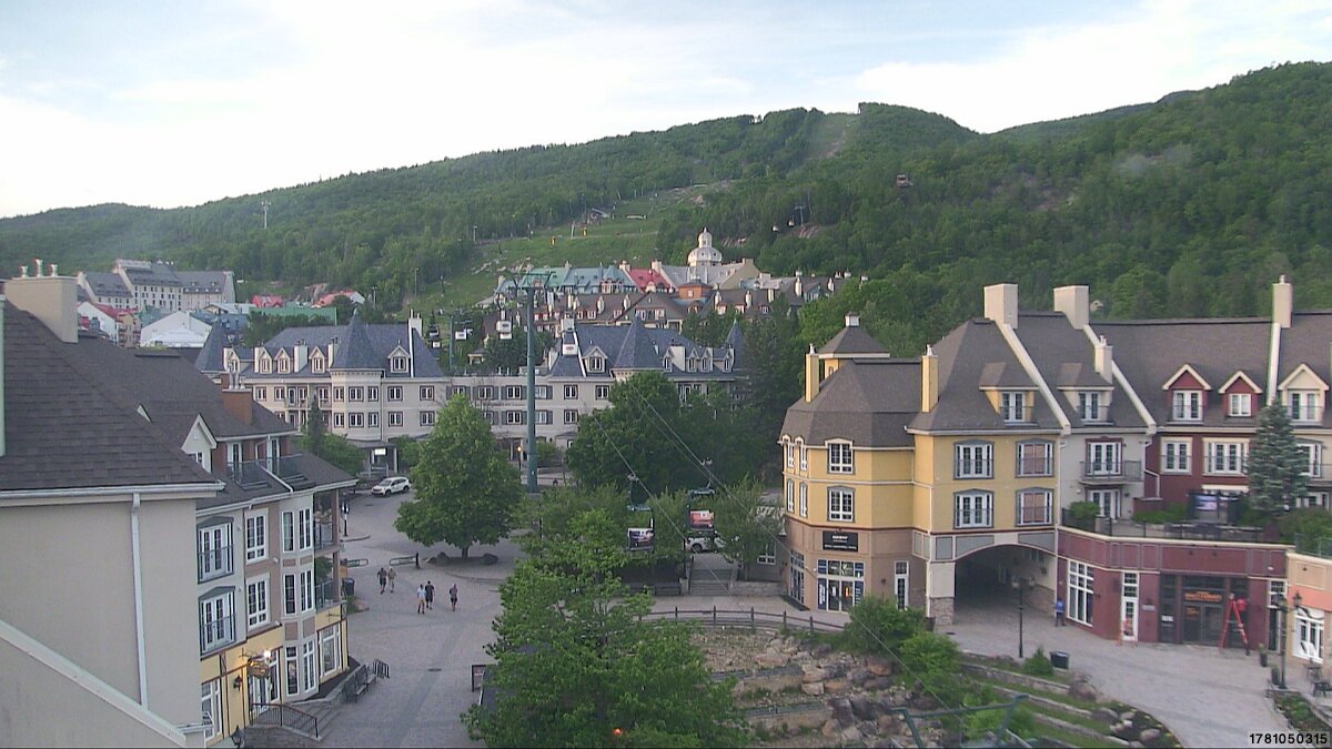 Webcam Tremblant: Place des Voyageurs