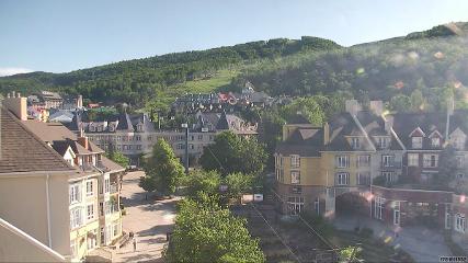 Tremblant: Place des Voyageurs (tremblant.ca)
