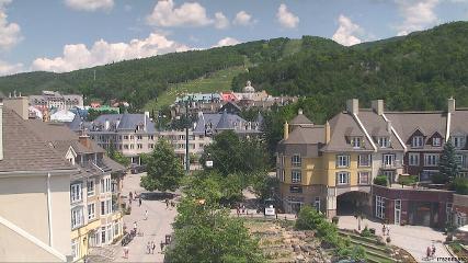 Tremblant: Place des Voyageurs (tremblant.ca)