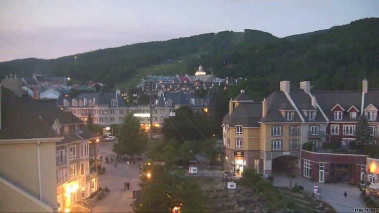 Webcam Tremblant: Place des Voyageurs
