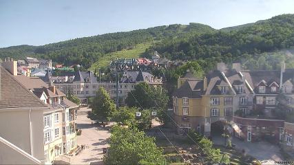 Tremblant: Place des Voyageurs (tremblant.ca)