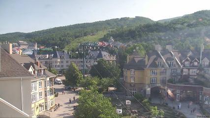 Tremblant: Place des Voyageurs (tremblant.ca)