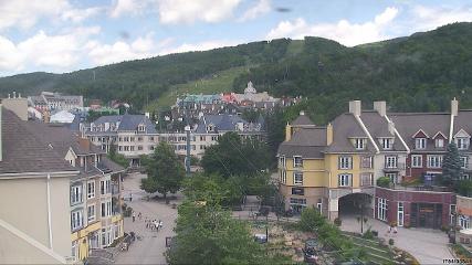 Tremblant: Place des Voyageurs (tremblant.ca)