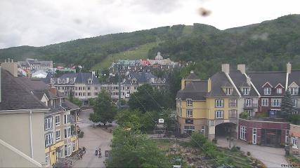 Tremblant: Place des Voyageurs (tremblant.ca)