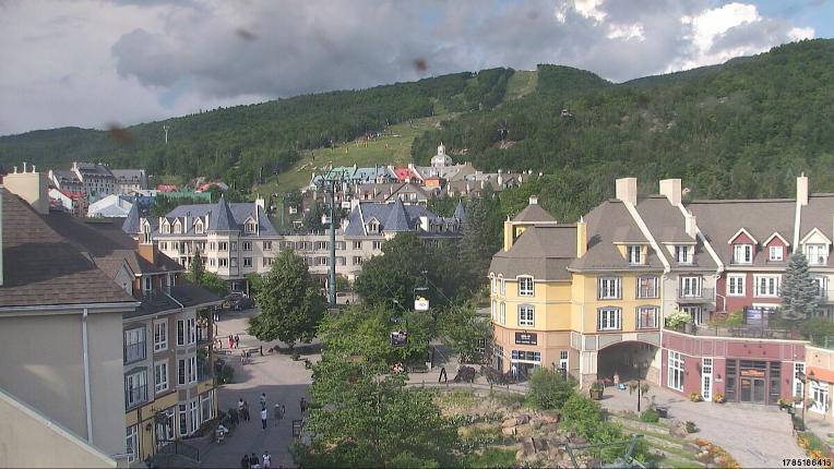 Webcam Tremblant: Place des Voyageurs