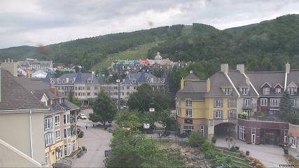 Tremblant: Place des Voyageurs (tremblant.ca)