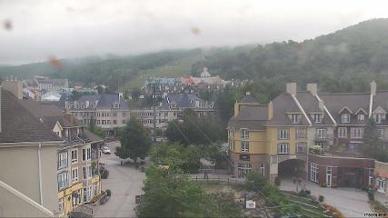 Tremblant: Place des Voyageurs (tremblant.ca)