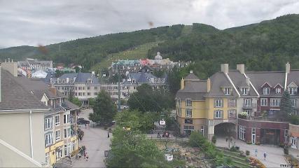 Tremblant: Place des Voyageurs (tremblant.ca)