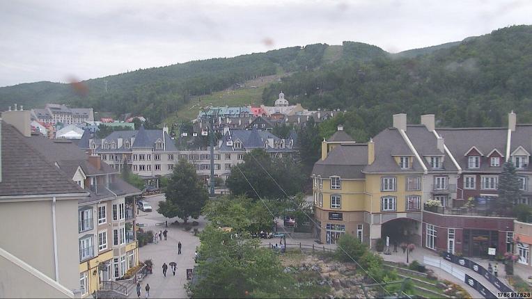 Webcam Tremblant: Place des Voyageurs