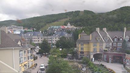 Tremblant: Place des Voyageurs (tremblant.ca)