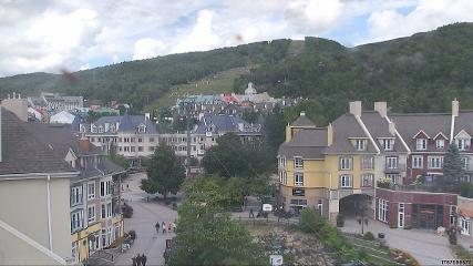 Tremblant: Place des Voyageurs (tremblant.ca)