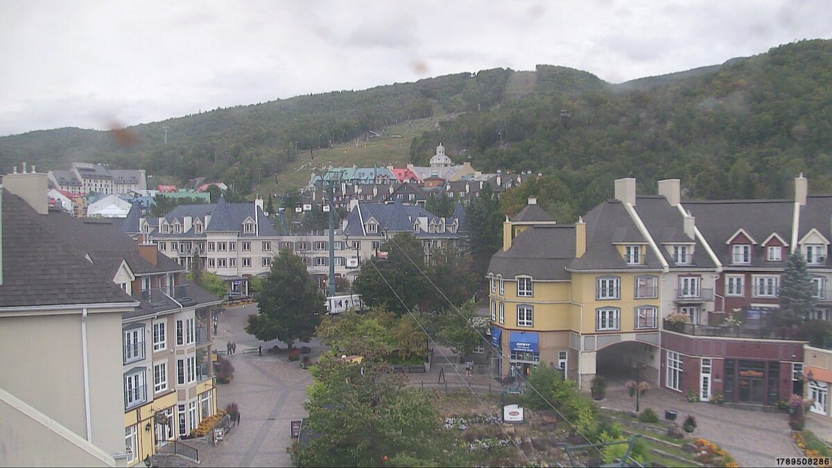 Webcam Tremblant: Place des Voyageurs