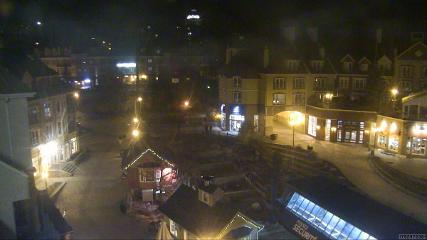 Tremblant: Place des Voyageurs (tremblant.ca)