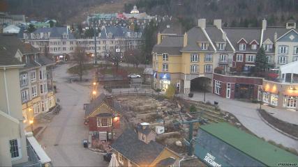 Tremblant: Place des Voyageurs (tremblant.ca)