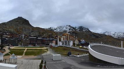 Val Thorens: Restaurant La Maison (valthorens.com)