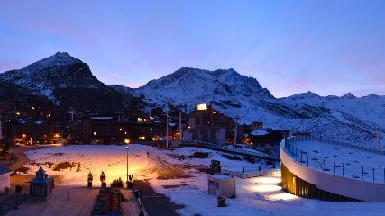 Val Thorens: Restaurant La Maison (valthorens.com)