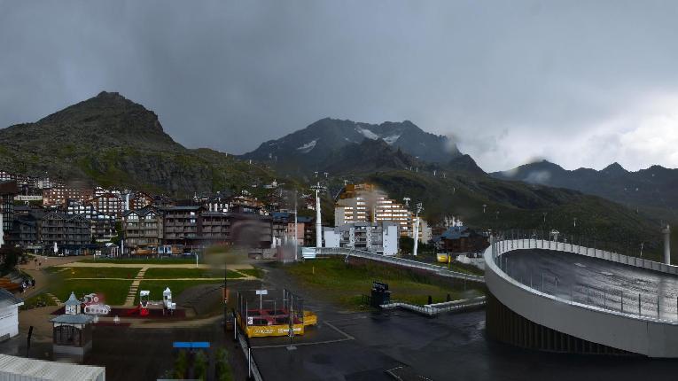 Webcam Val Thorens: Restaurant La Maison
