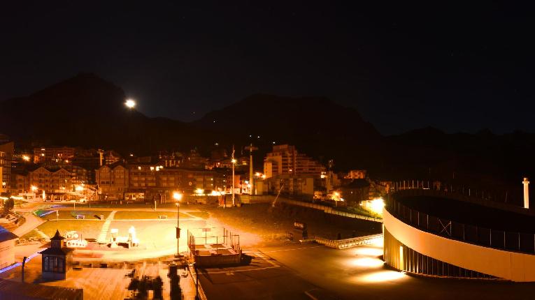 Webcam Val Thorens: Restaurant La Maison