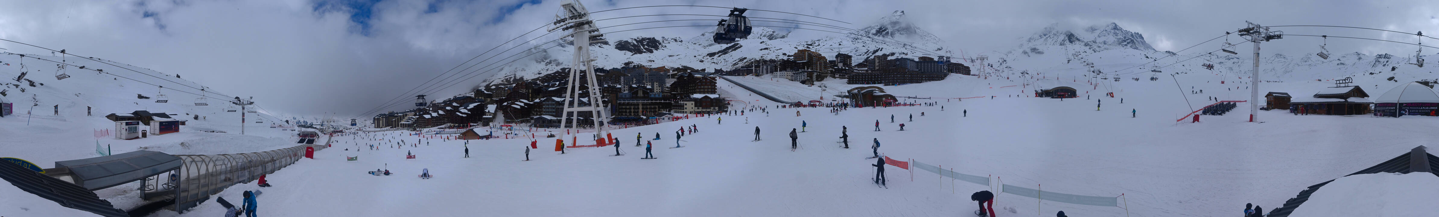 Webcam Val Thorens: Rond point des pistes