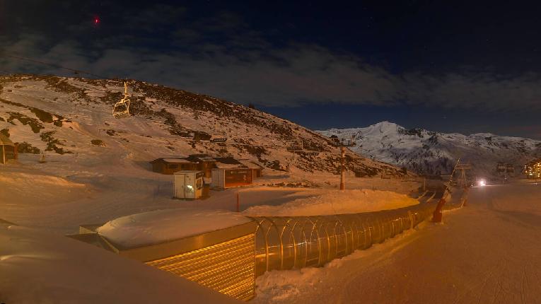 Webcam Val Thorens: Rond point des pistes