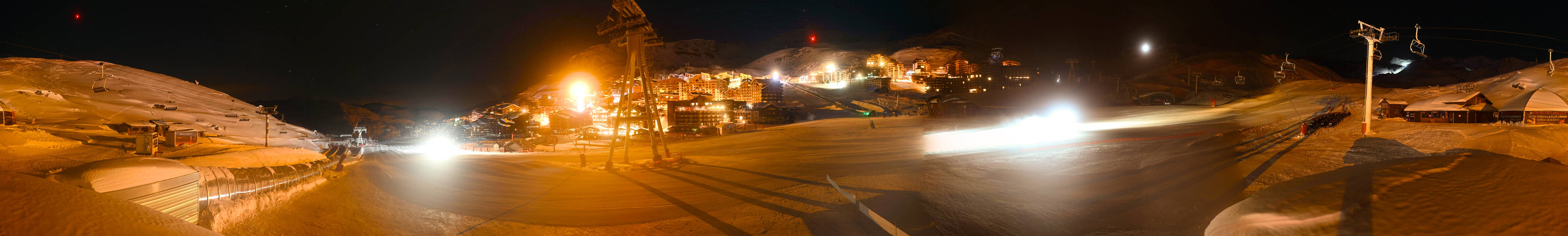 Webcam Val Thorens: Rond point des pistes