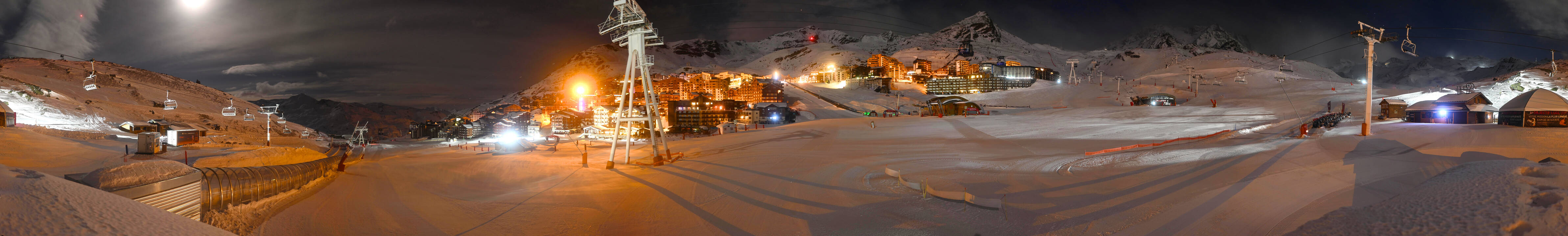 Webcam Val Thorens: Rond point des pistes