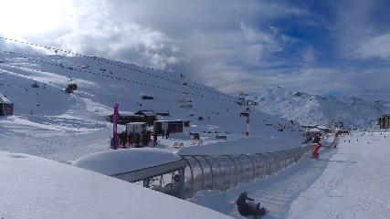 Val Thorens: Rond point des pistes (valthorens.com)