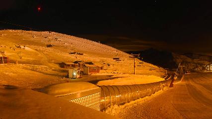 Val Thorens: Rond point des pistes (valthorens.com)