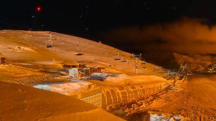 Val Thorens: Rond point des pistes (valthorens.com)