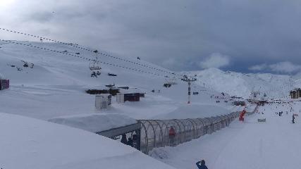 Val Thorens: Rond point des pistes (valthorens.com)