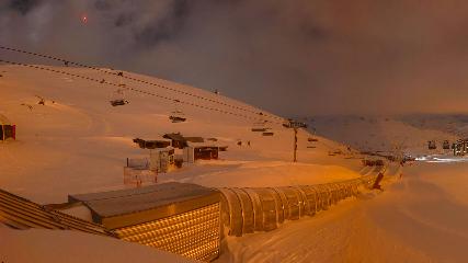 Val Thorens: Rond point des pistes (valthorens.com)
