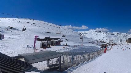 Val Thorens: Rond point des pistes (valthorens.com)