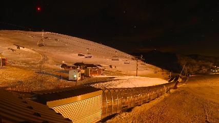 Val Thorens: Rond point des pistes (valthorens.com)