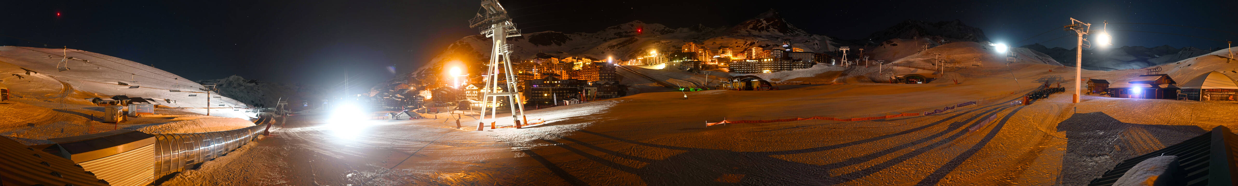 Webcam Val Thorens: Rond point des pistes