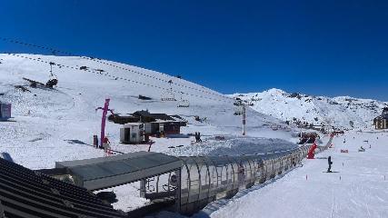 Val Thorens: Rond point des pistes (valthorens.com)