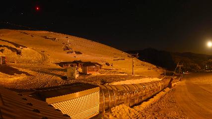 Val Thorens: Rond point des pistes (valthorens.com)